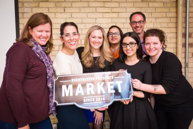 rightsleeve-shayne-gray-web-1681